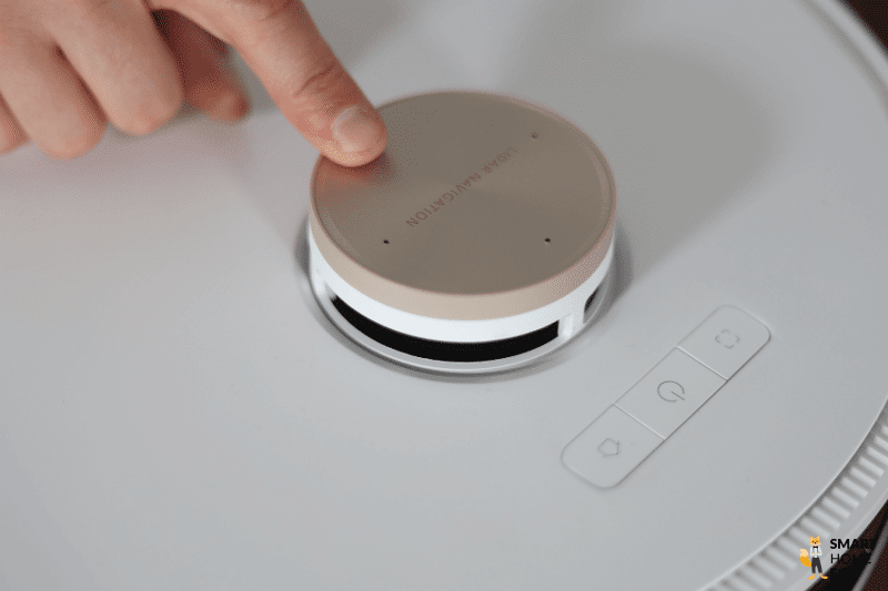 Видны микрофоны Dreame L20 Ultra.